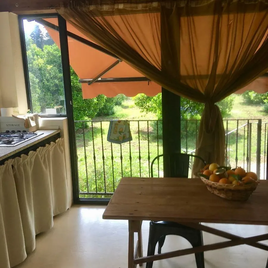 Farm stay Luna&Limoni Country Muravera Italy